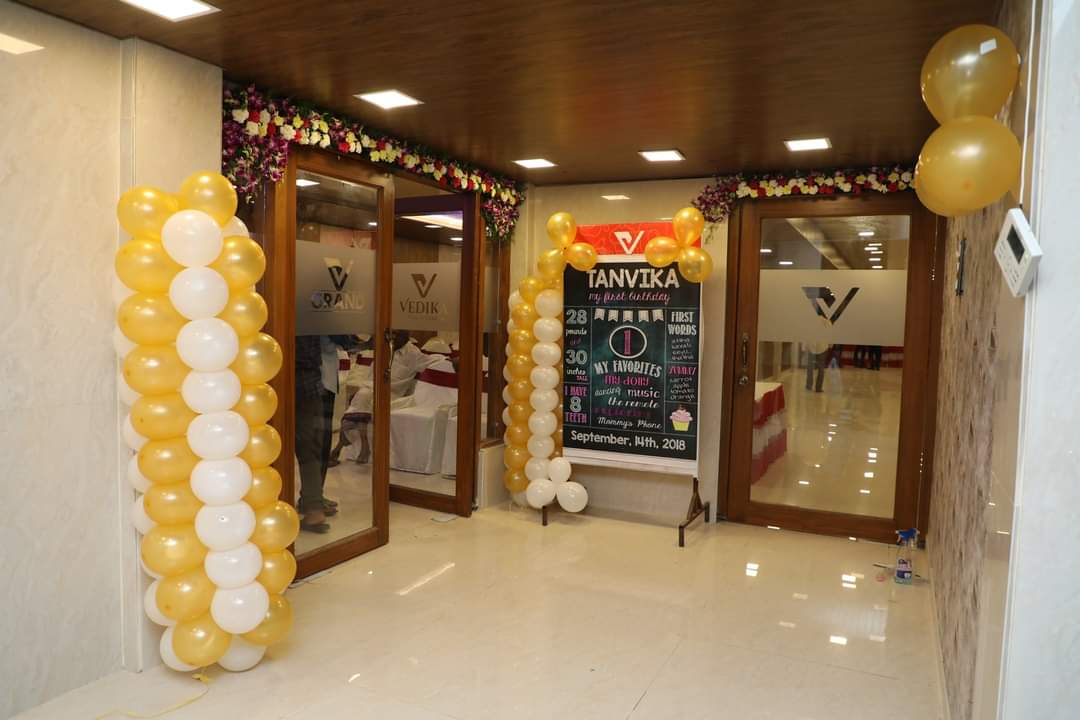 V Grand Family Restaurant
