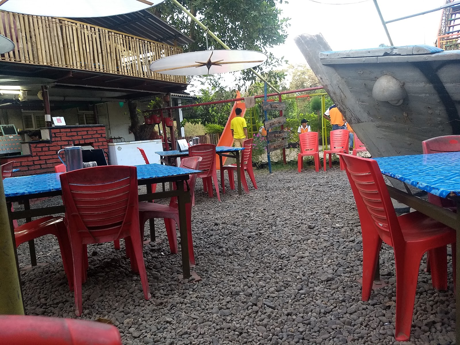 Mansh Family Restaurant