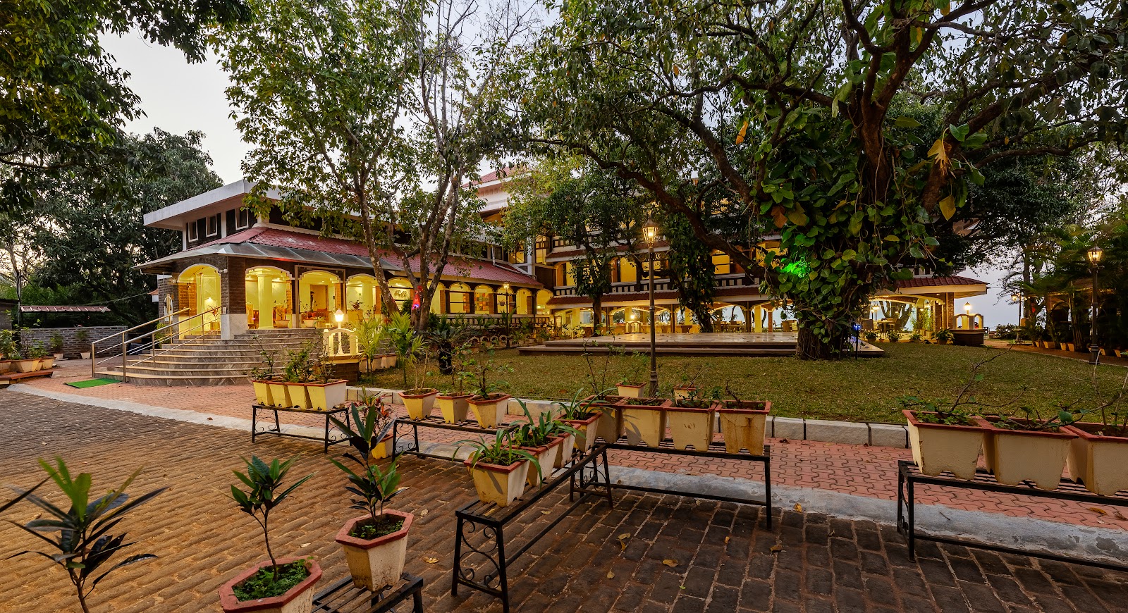 Valley View Grand Resort