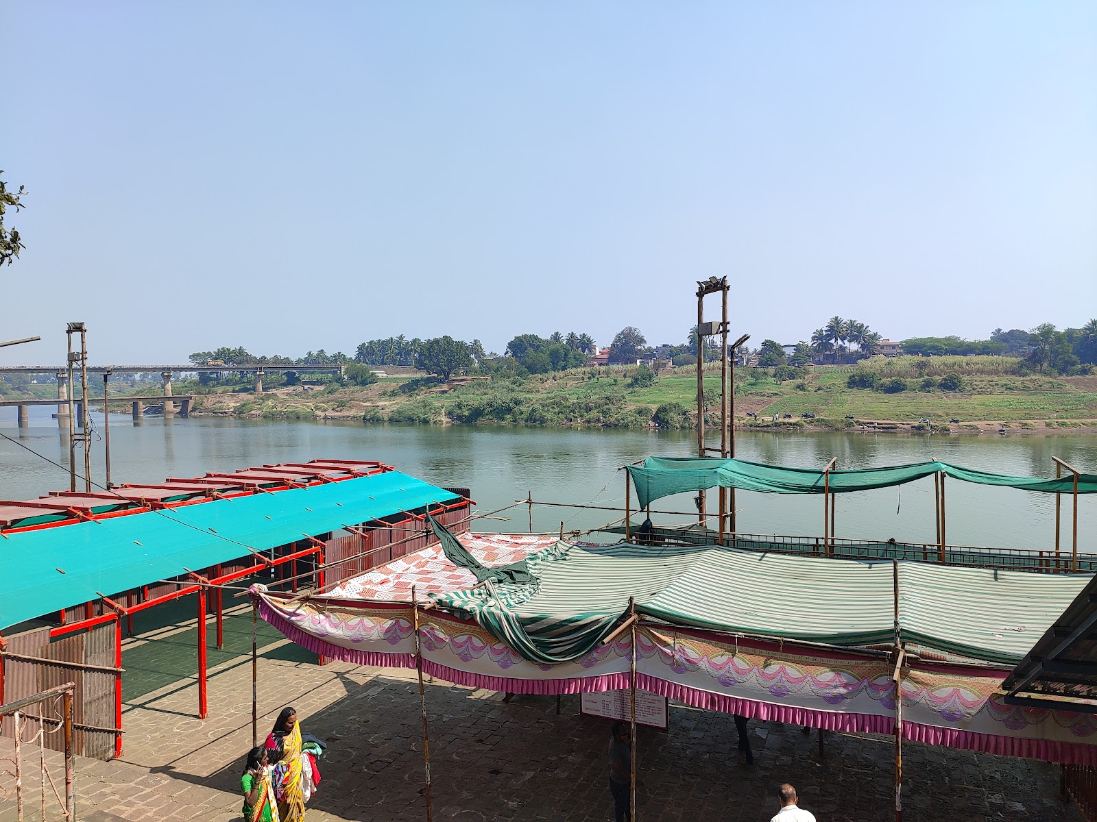 Joshi Yatri Niwas, Narsobawadi