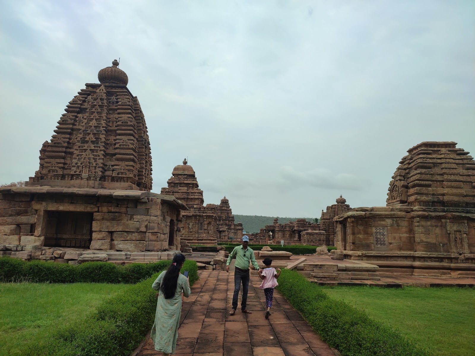 Shri Virupaksha Temple (Pattadakallu)