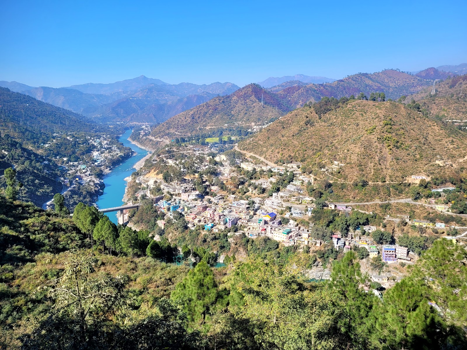 Pauri Road