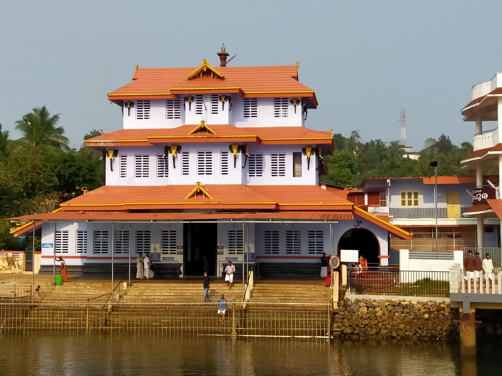Parassinikadavu Sri Muthappan Temple