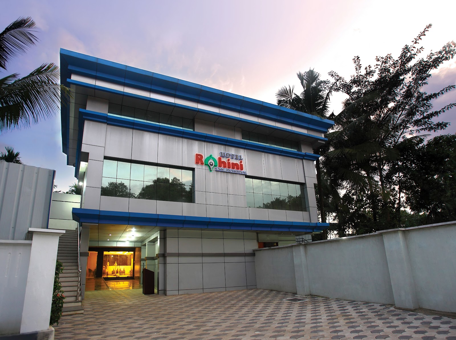 Hotel Rohini International