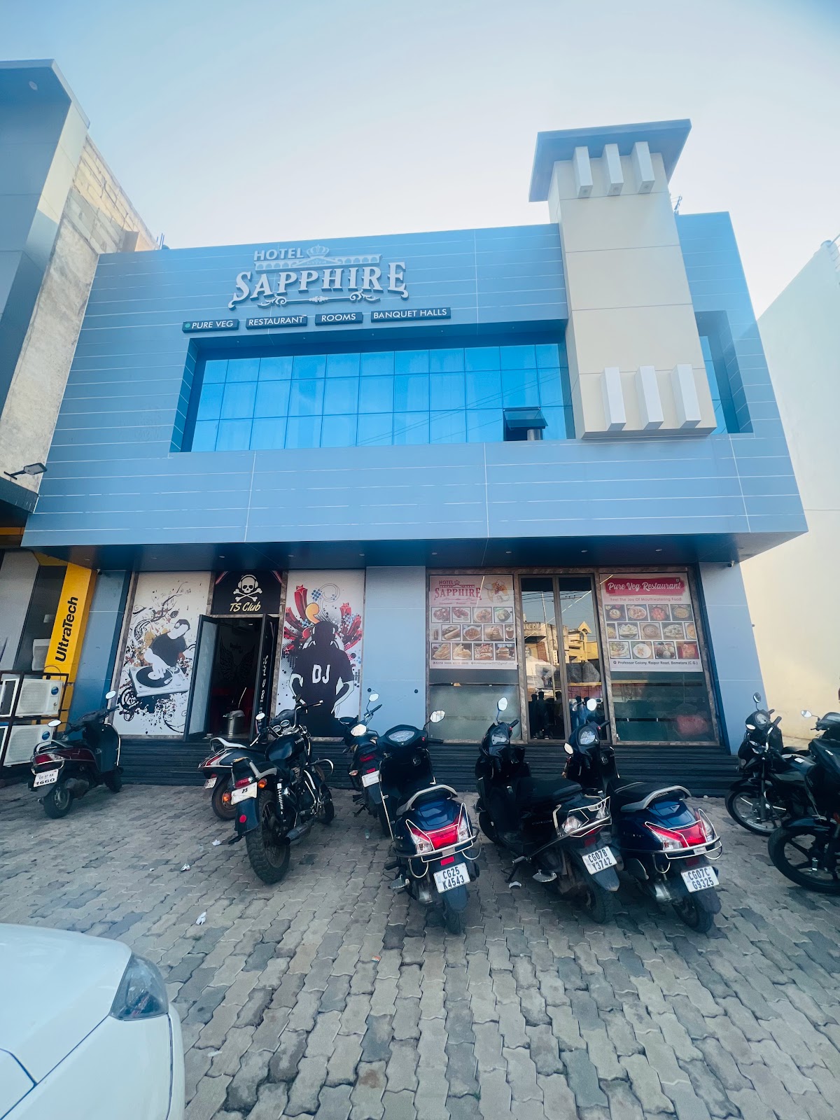 Hotel Sapphire Restaurant
