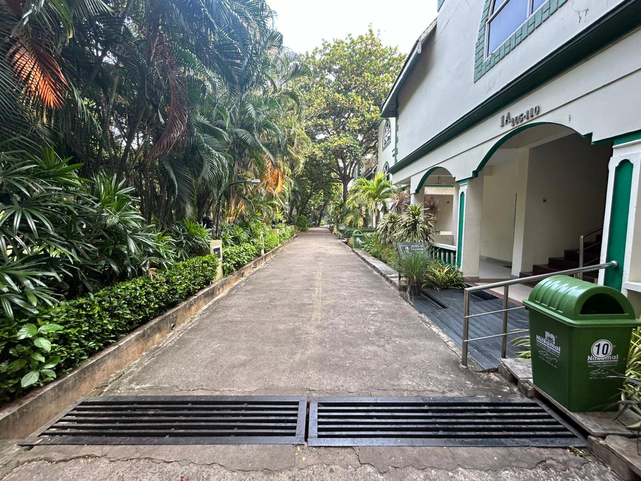 River Bay Resort
