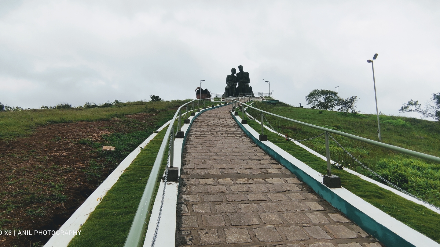 Ramakkalmedu Viewpoint