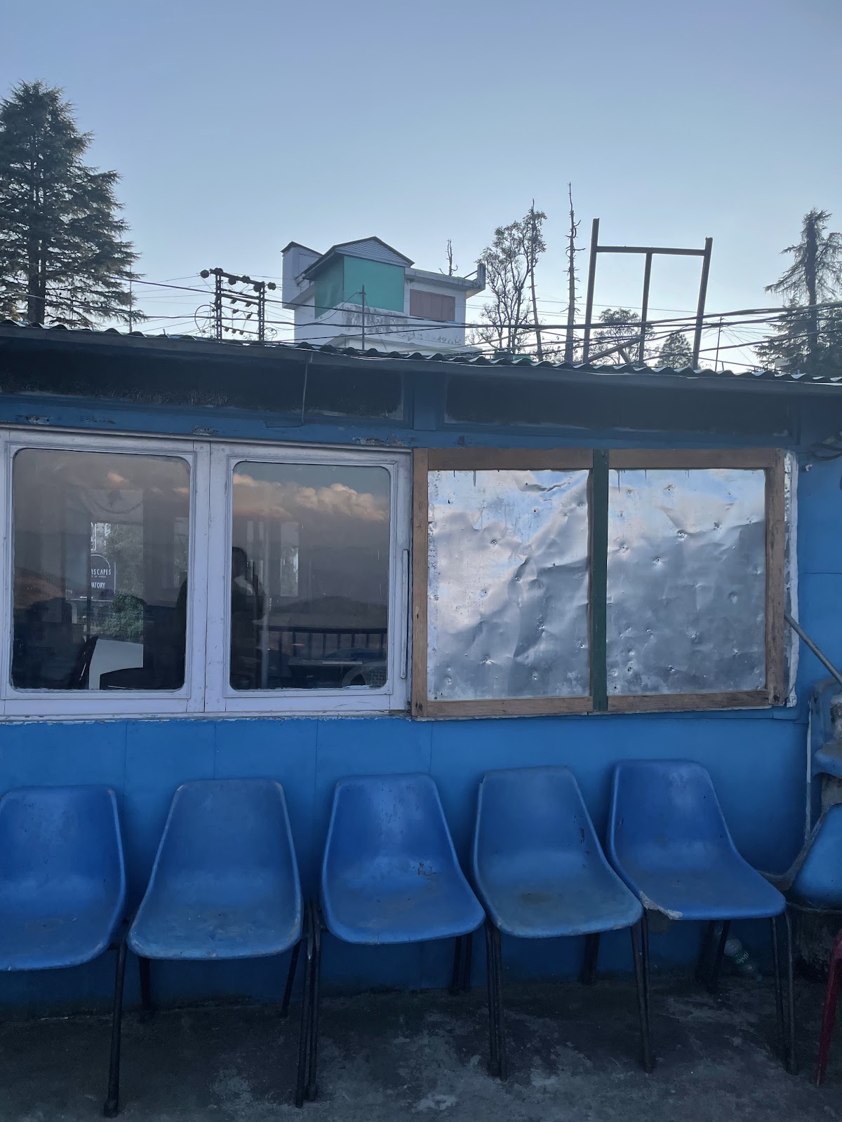 Hill Queen Restaurant - Since 1989