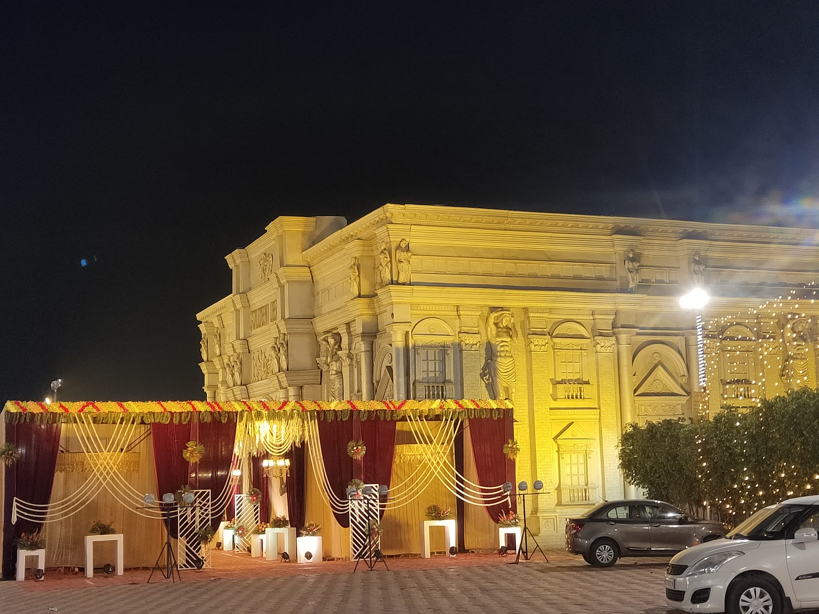 Hotel Golden Leaf