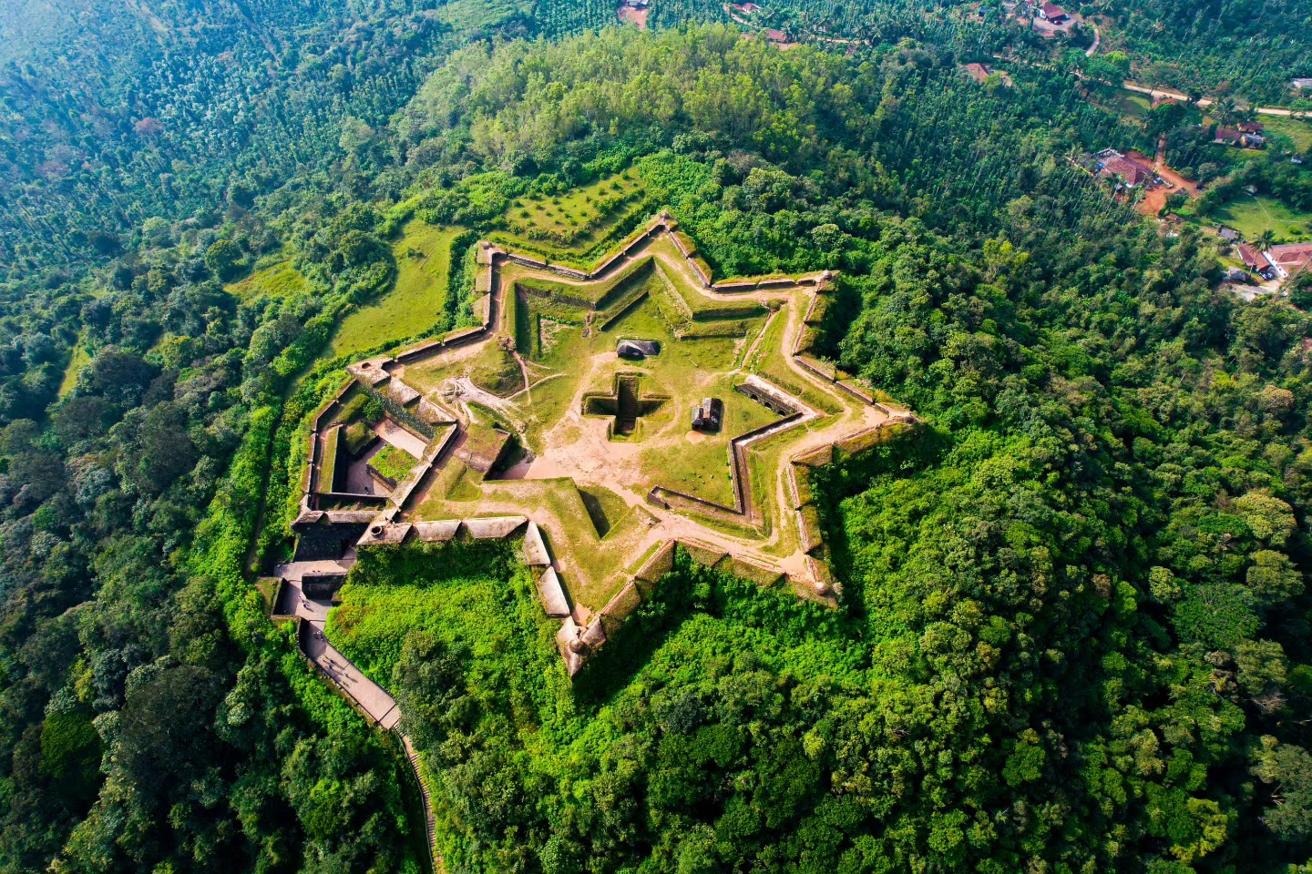 Manjarabad Fort Sakleshpura