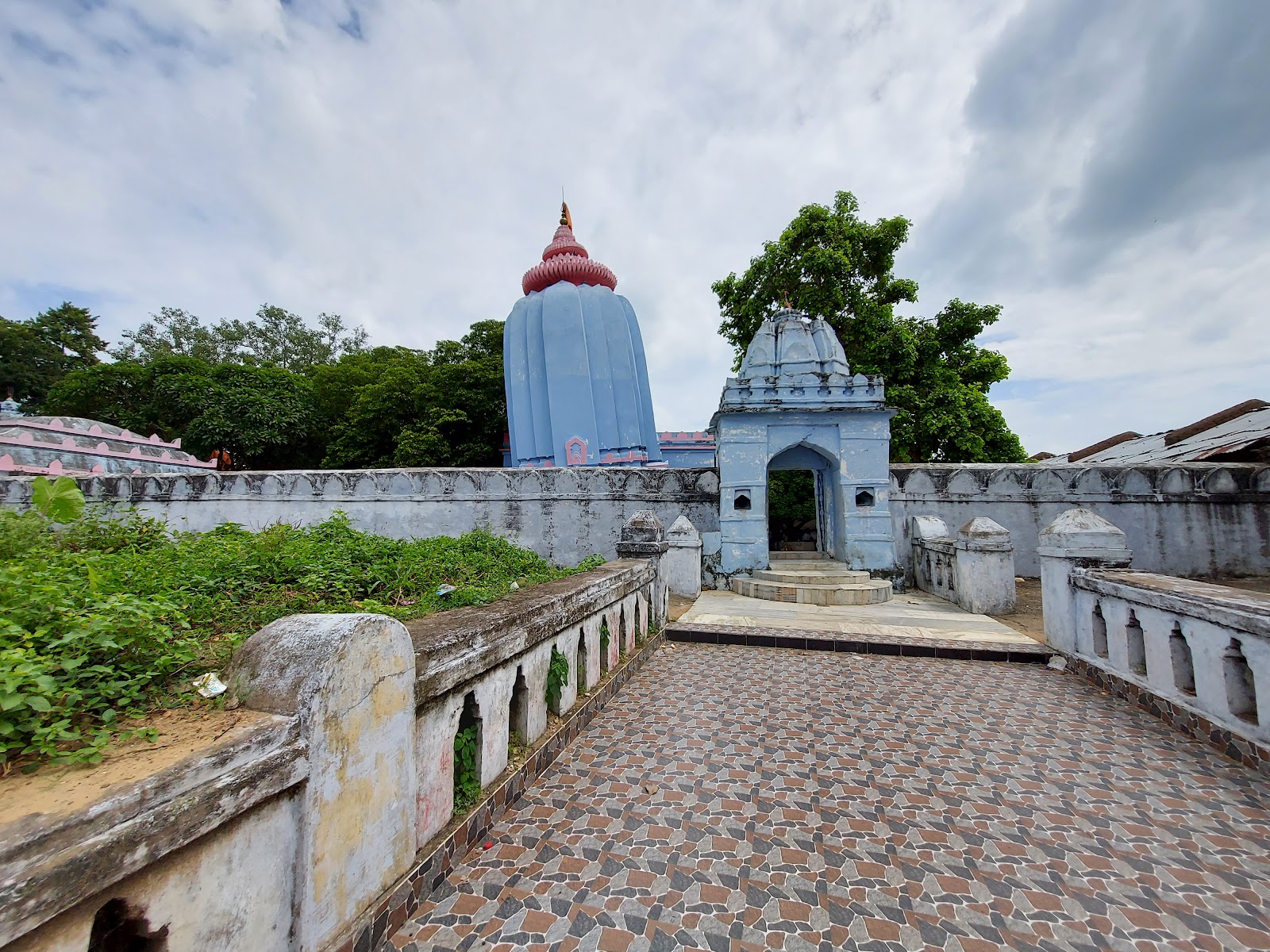 The Leaning Temple of Huma