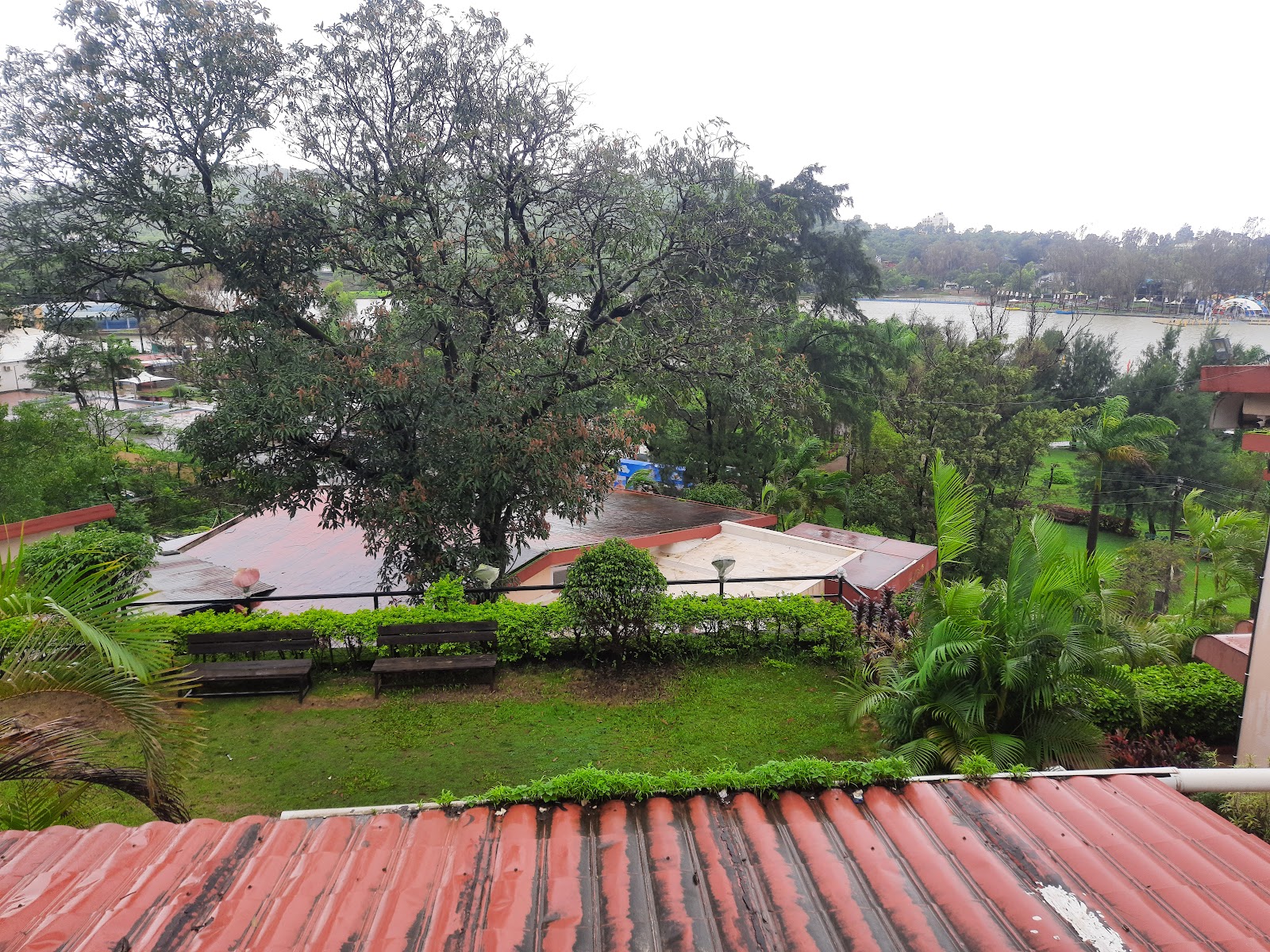 Hotel Anando Saputara