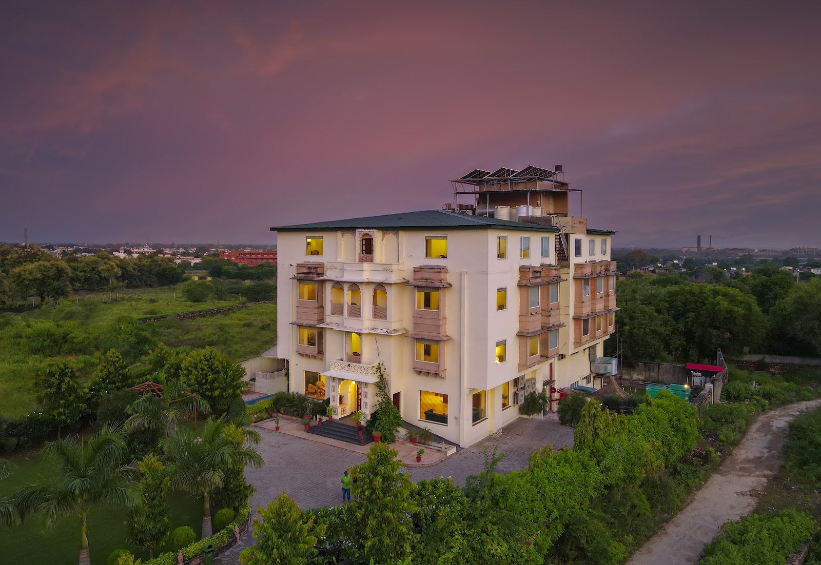 WelcomHeritage Mount Valley Resort, Ranthambore
