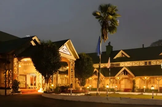 Pinewood hotel