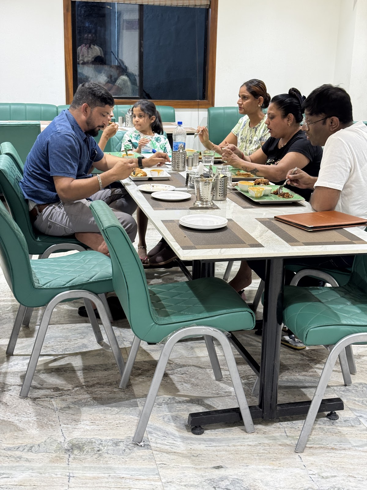 Shreedatta Pure Veg Family Restaurant