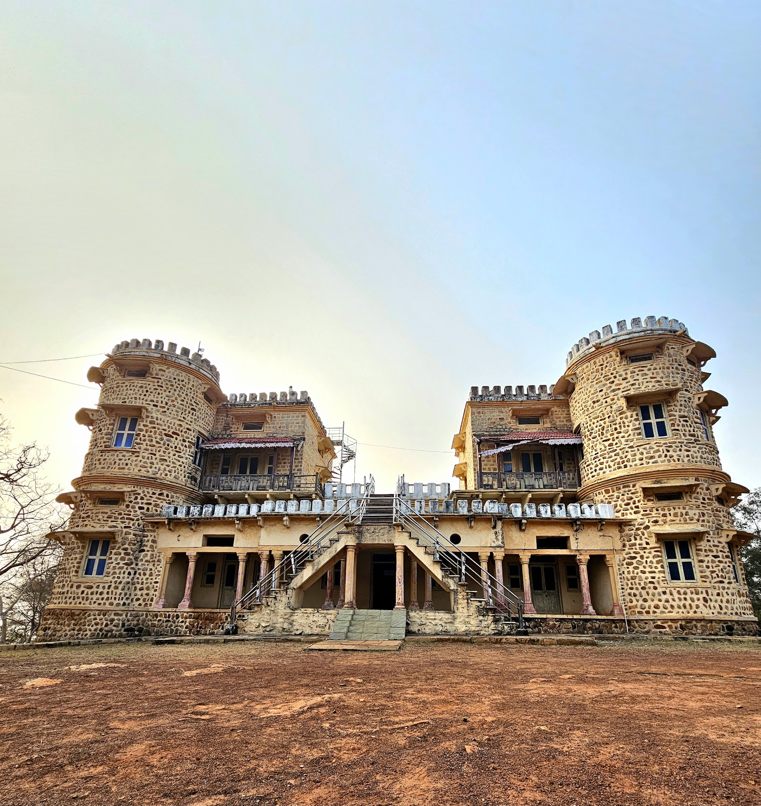 GEORGE CASTLE