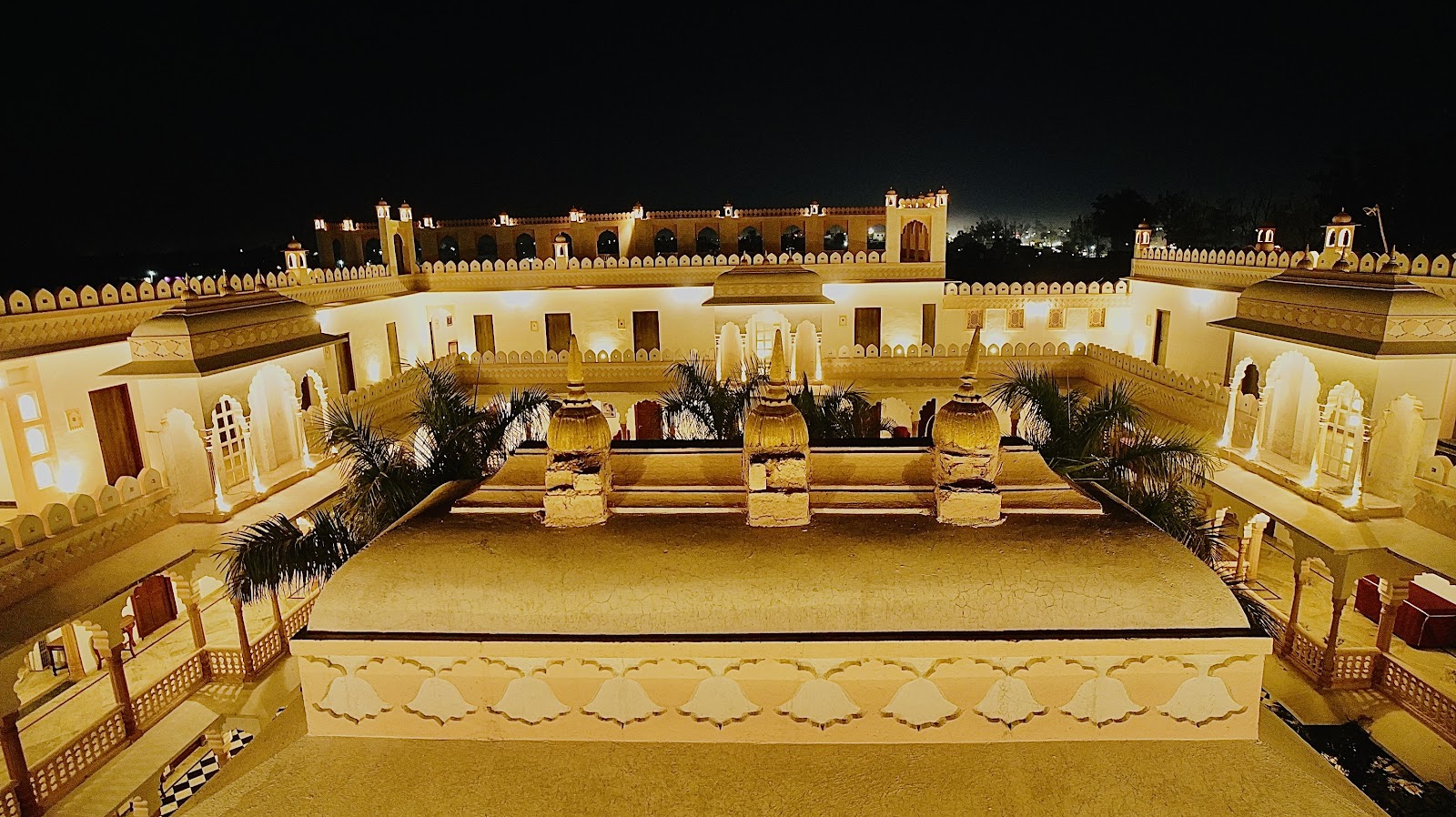 Hotel Surya Vilas palace