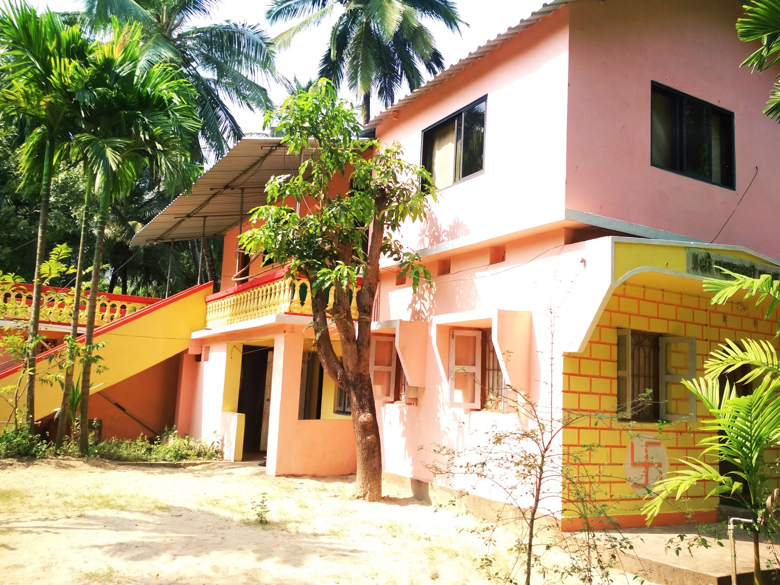 MALVANi HOMESTAY