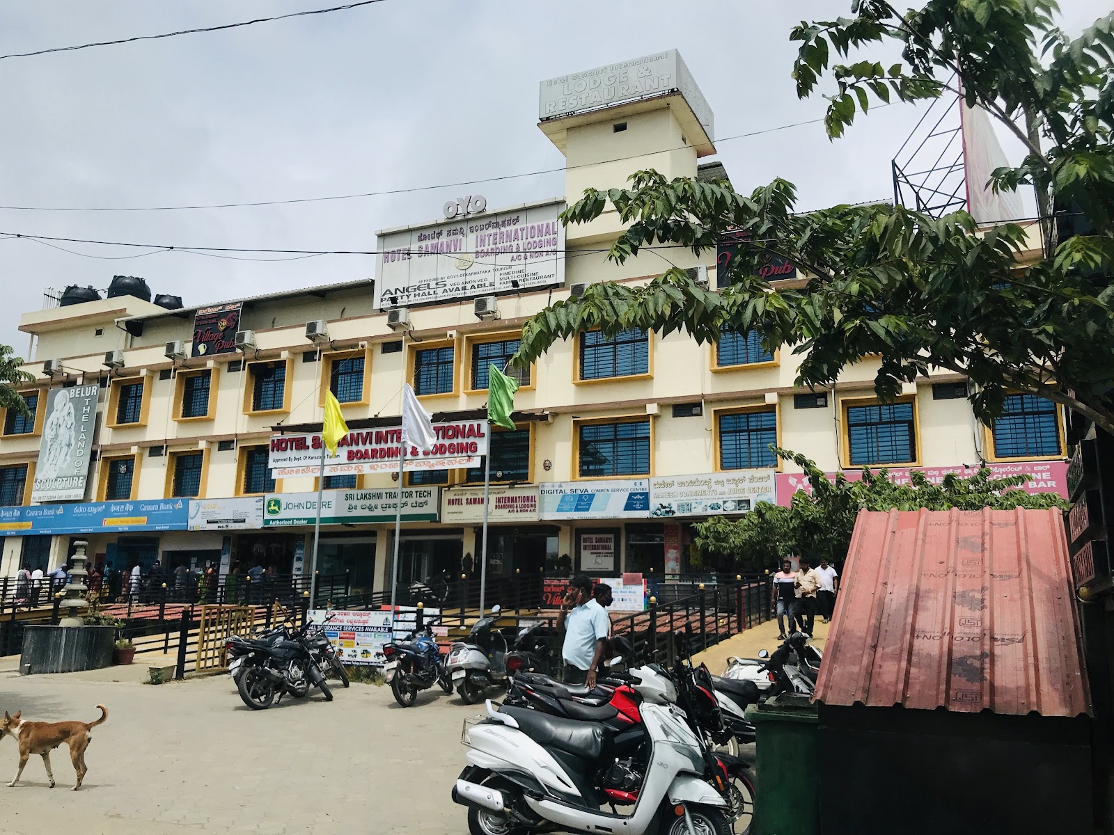 Hotel Samanvi International