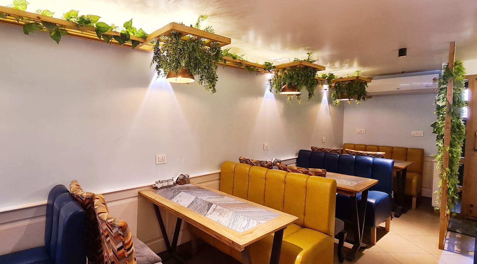 Lacima Cafe and Pizzeria