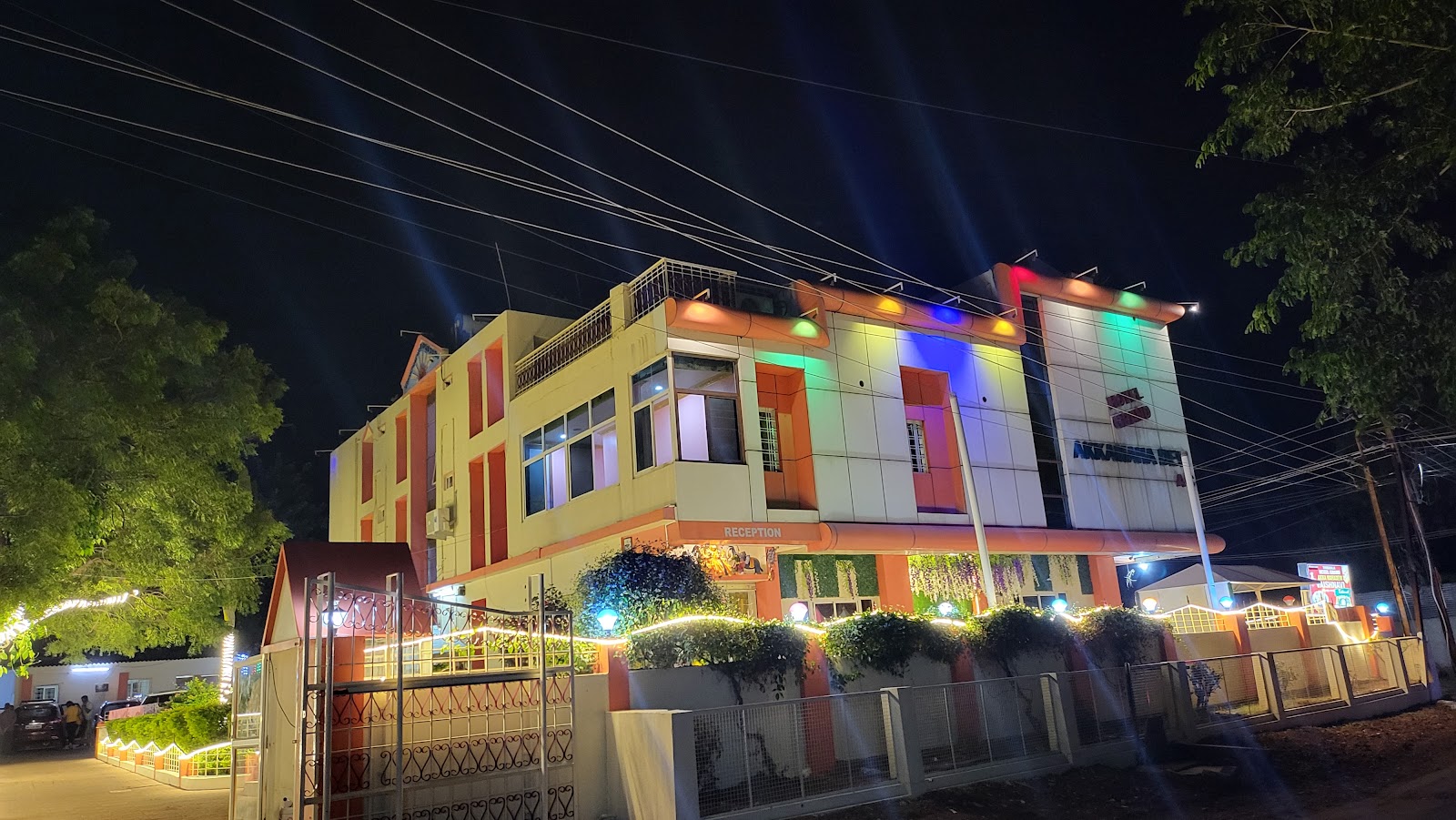 Hotel Grand Akkamaha Devi