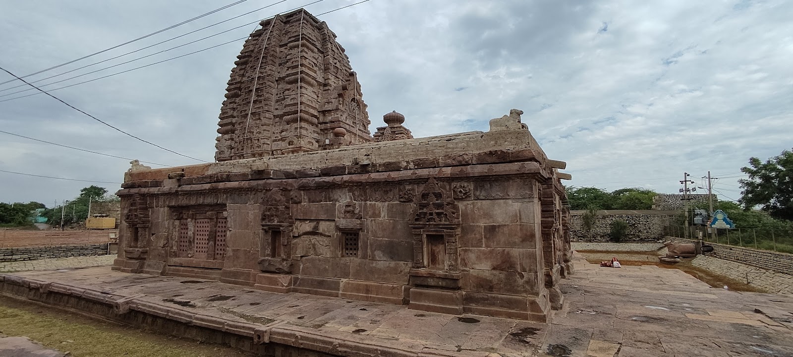 Alampur (P)