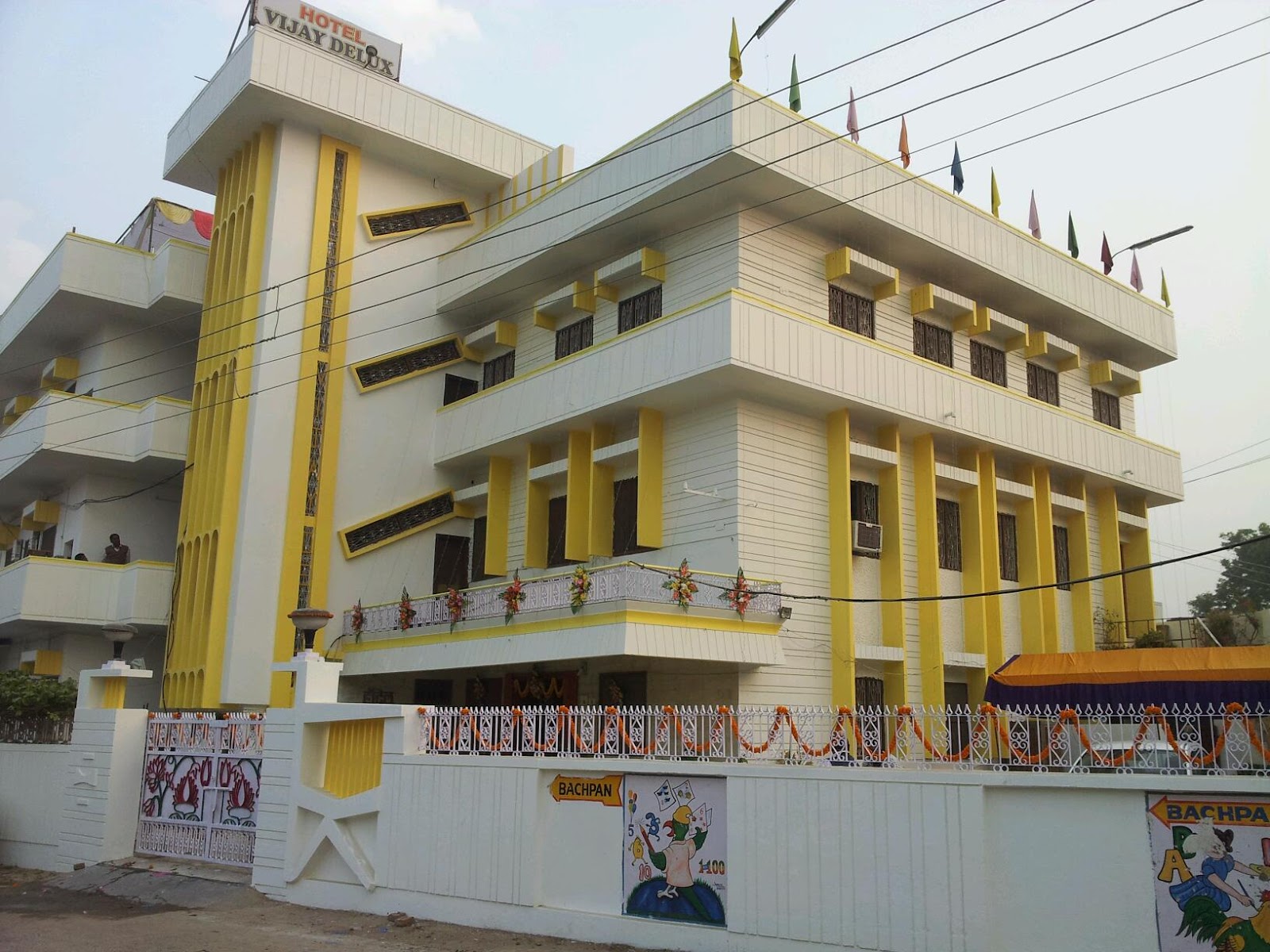 Hotel Vijay Delux
