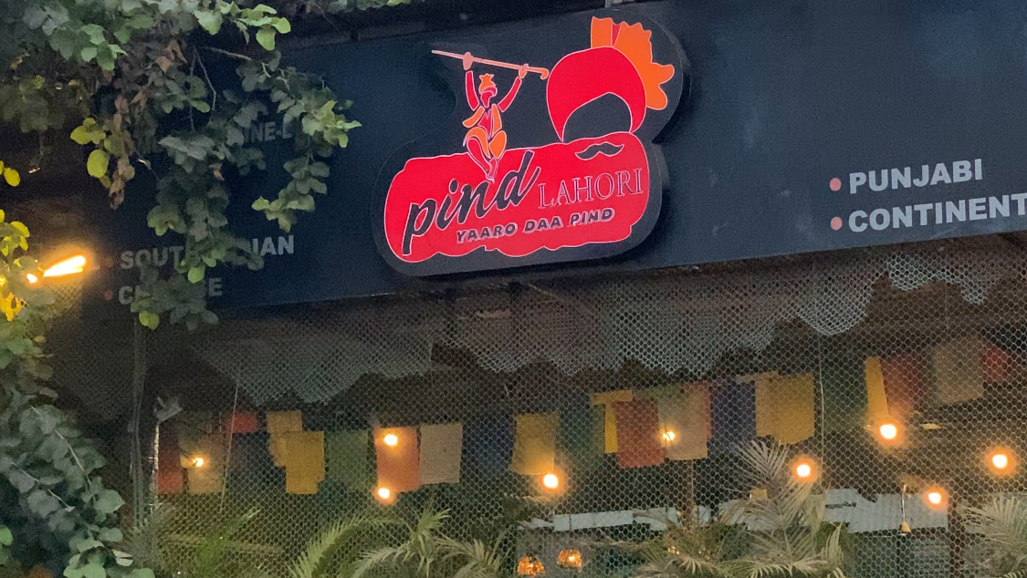 Pind Lahori Yaaro Daa Pind