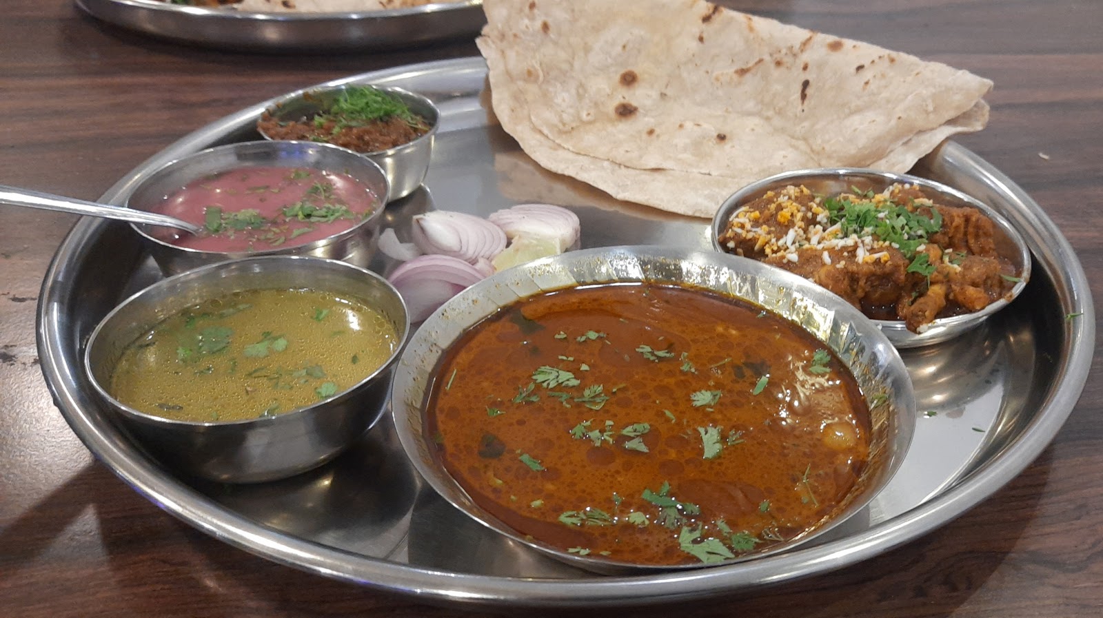 Hotel Rajdhani Restaurant