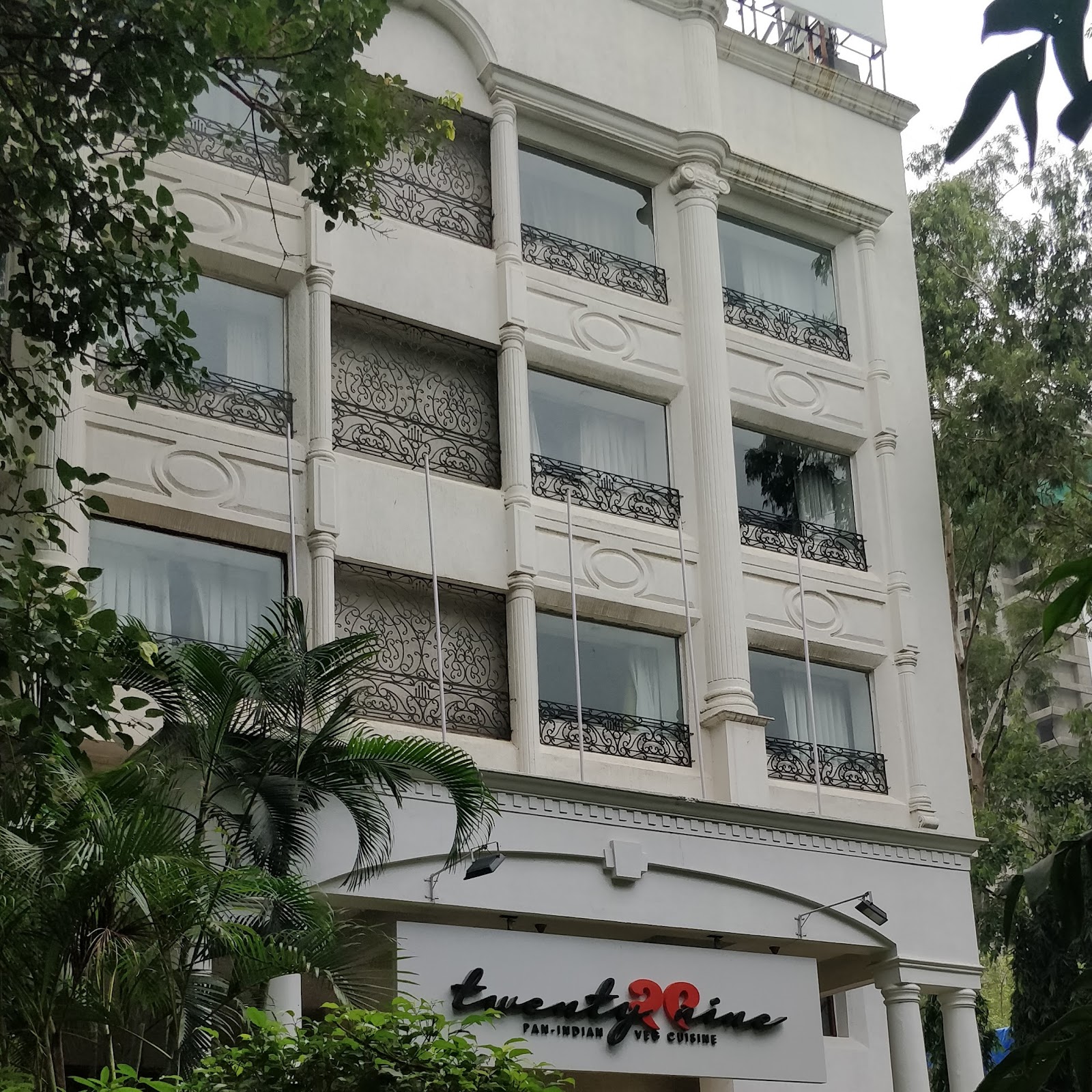 Hotel VITS Sharanam - Thane