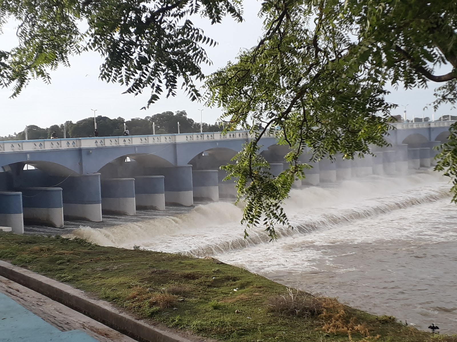 Kallanai Dam