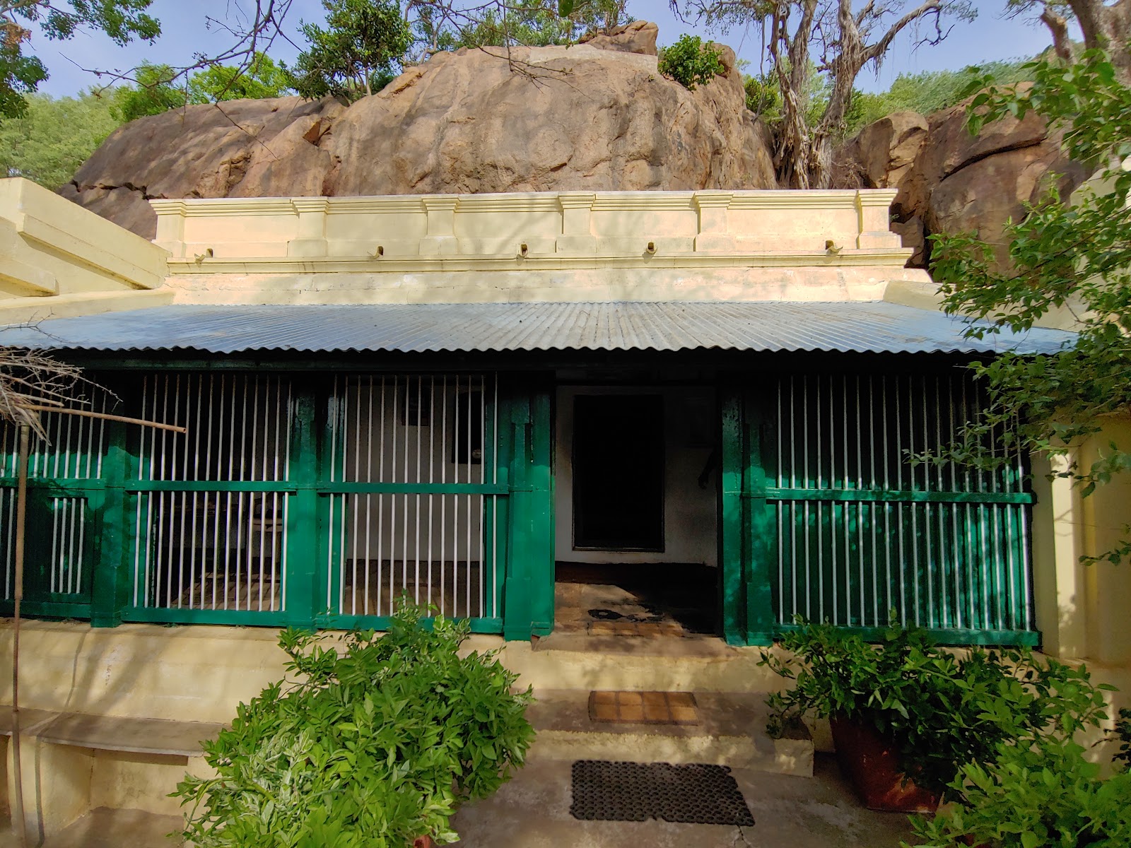 Skandasramam
