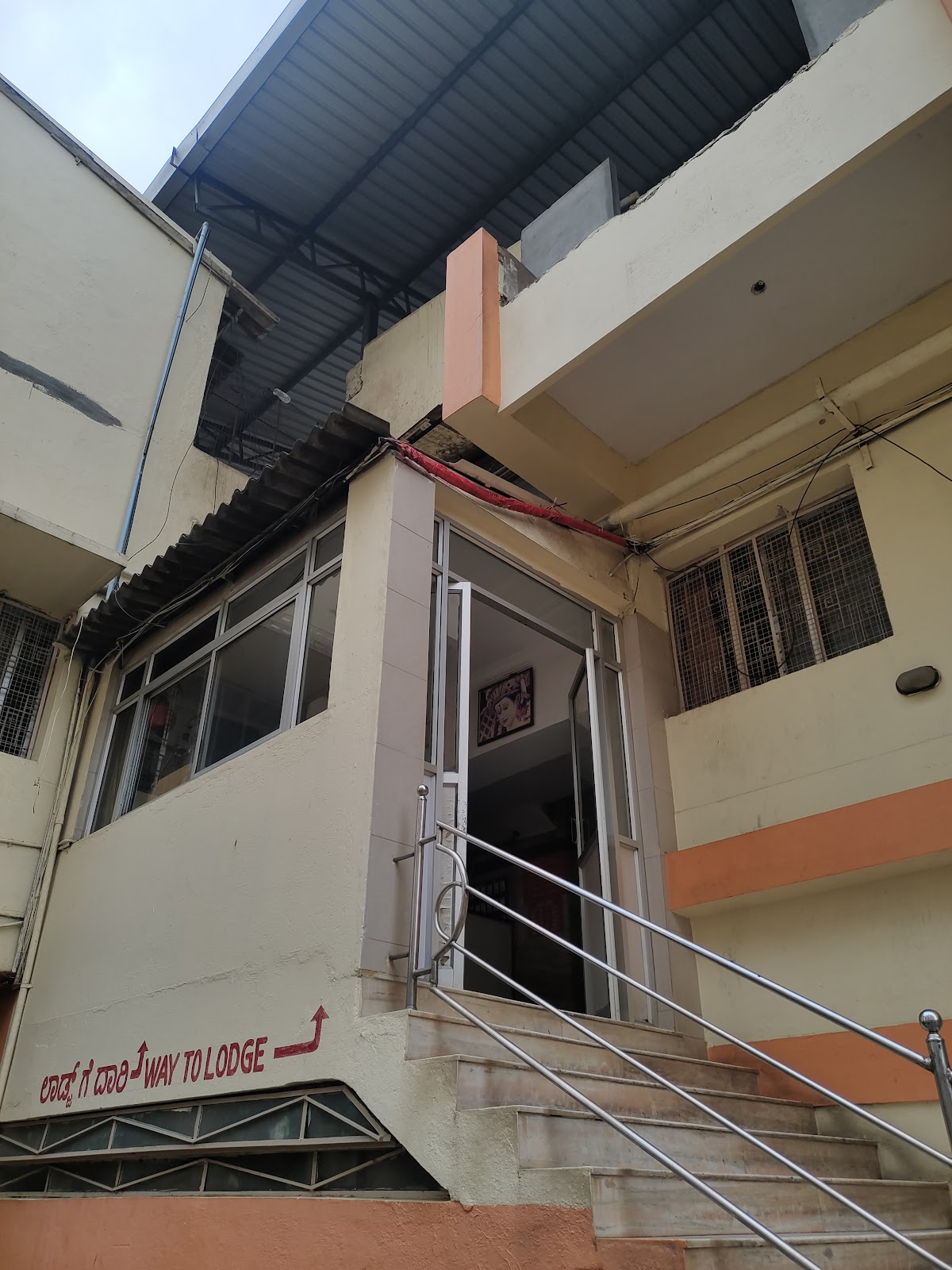 New Ashoka Hotel