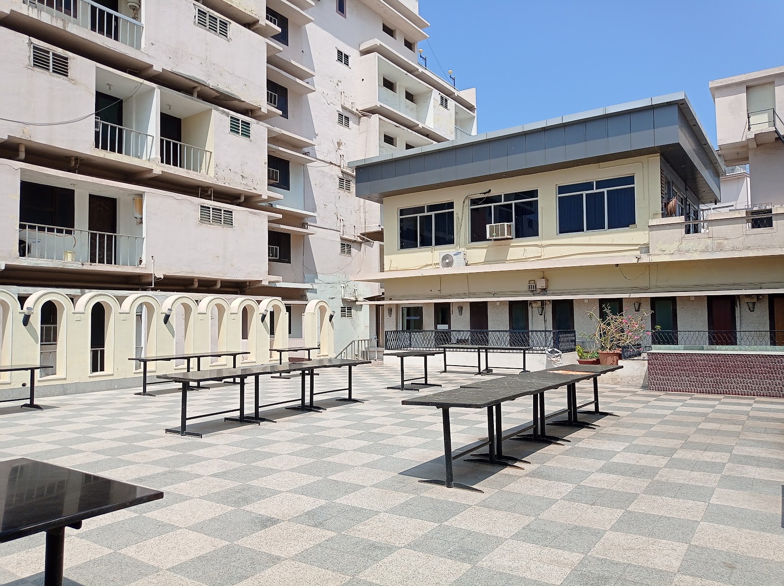 Hotel Sugam