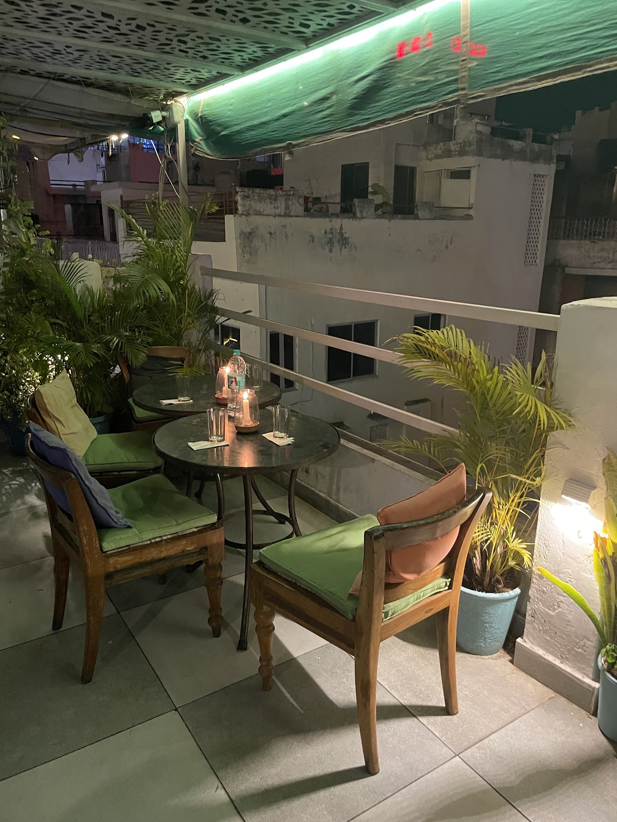 Savage Garden Restaurant