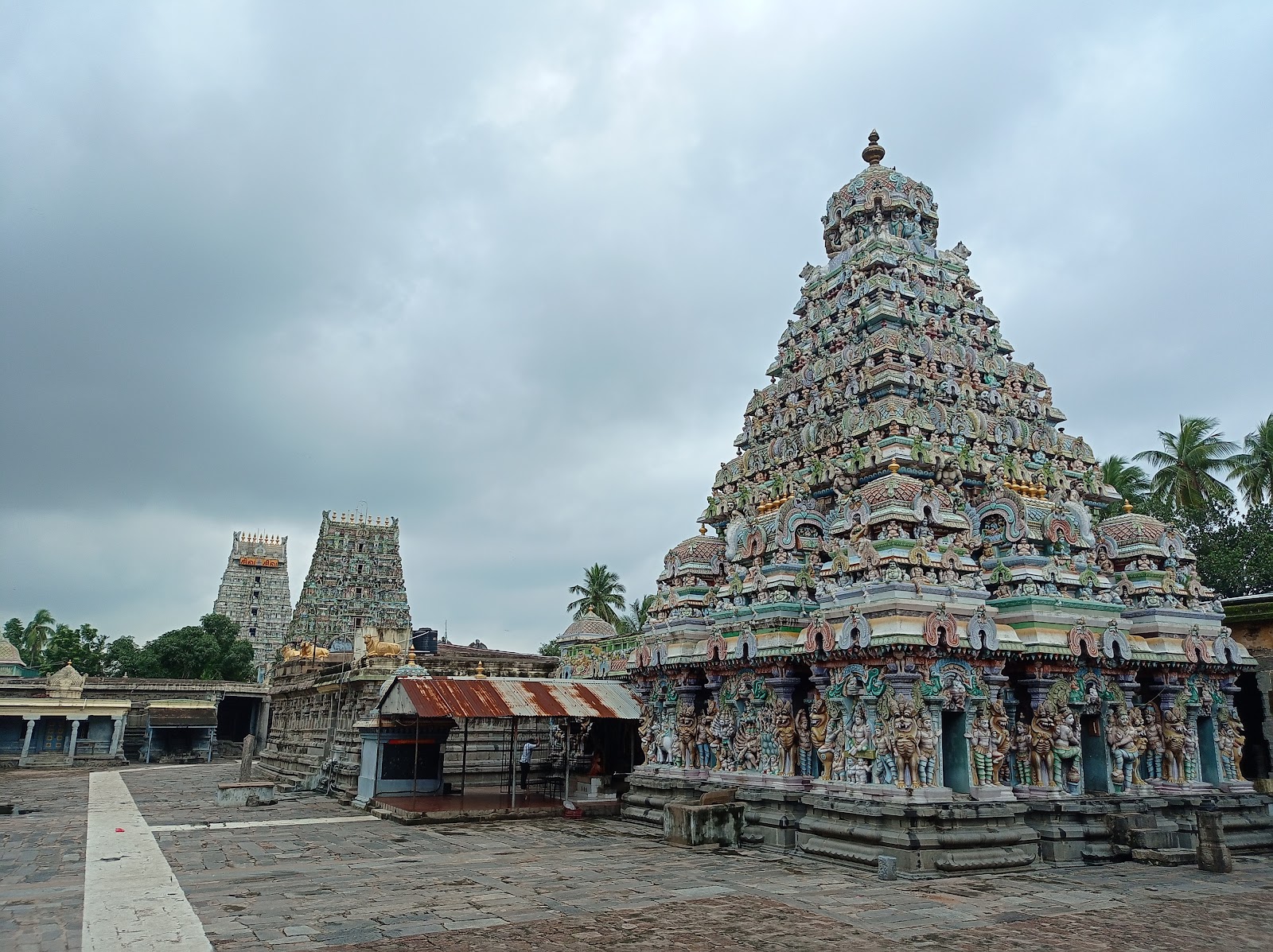 Arulmigu Veerattaneswarar Temple. Thevaram padal pettra sthalam
