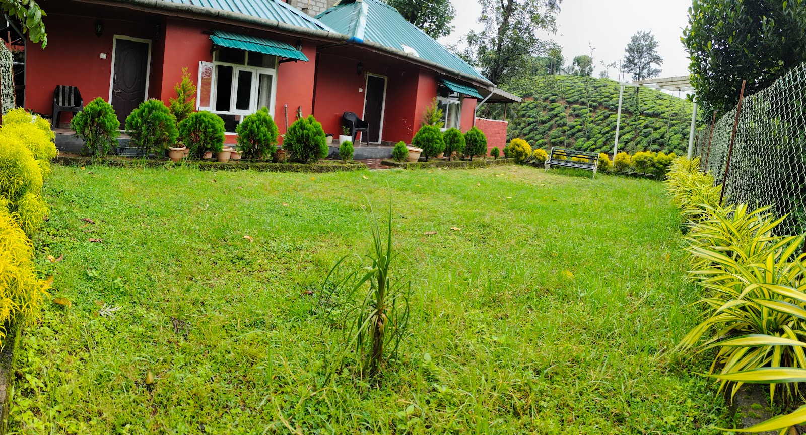 ​Whispering Falls Resort Valparai