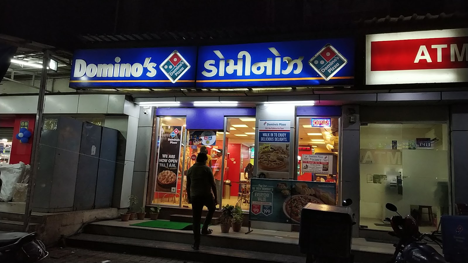Domino's Pizza | Chala, Vapi