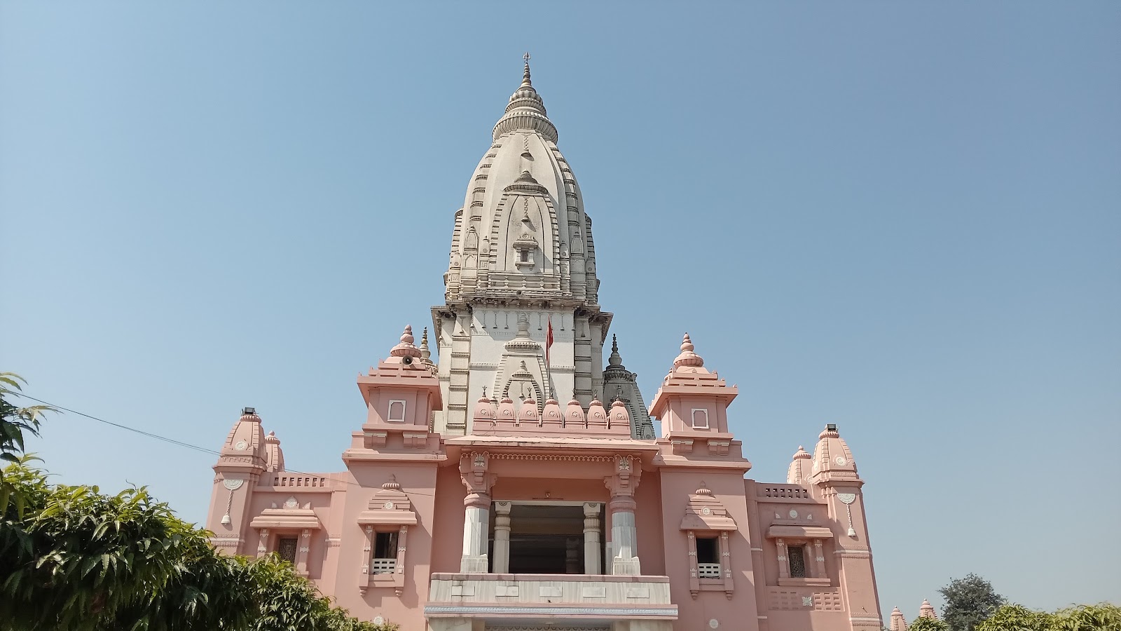 Shri Kashi Vishwanath Temple