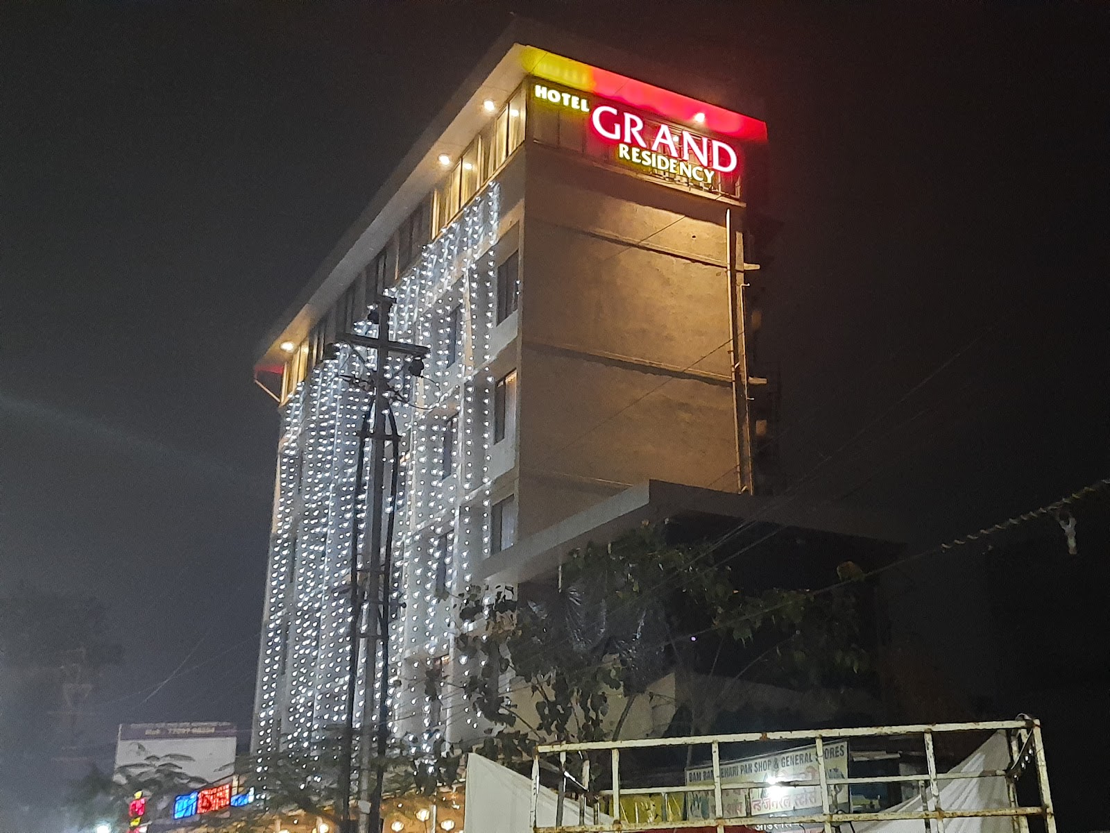 Hotel Grand Residency