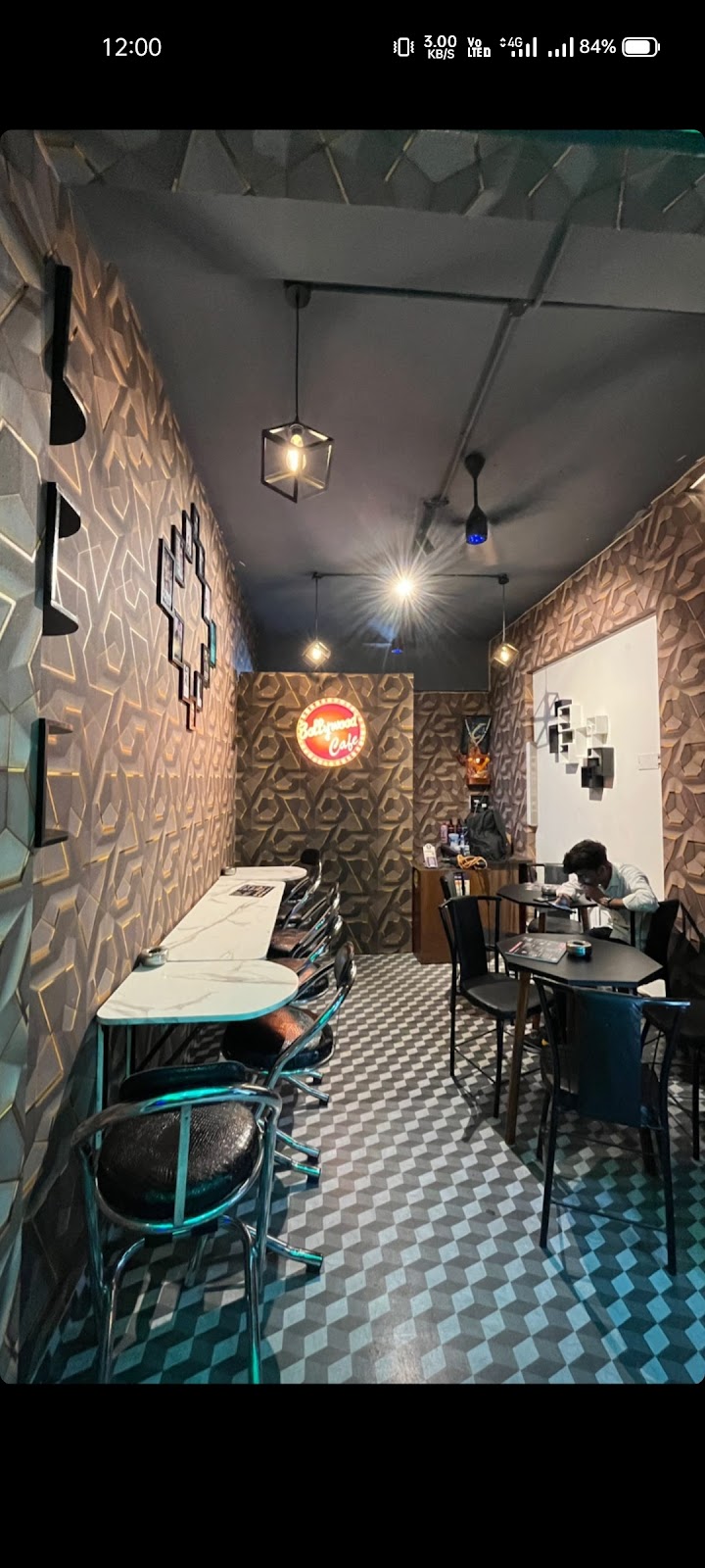 Bollywood Cafe