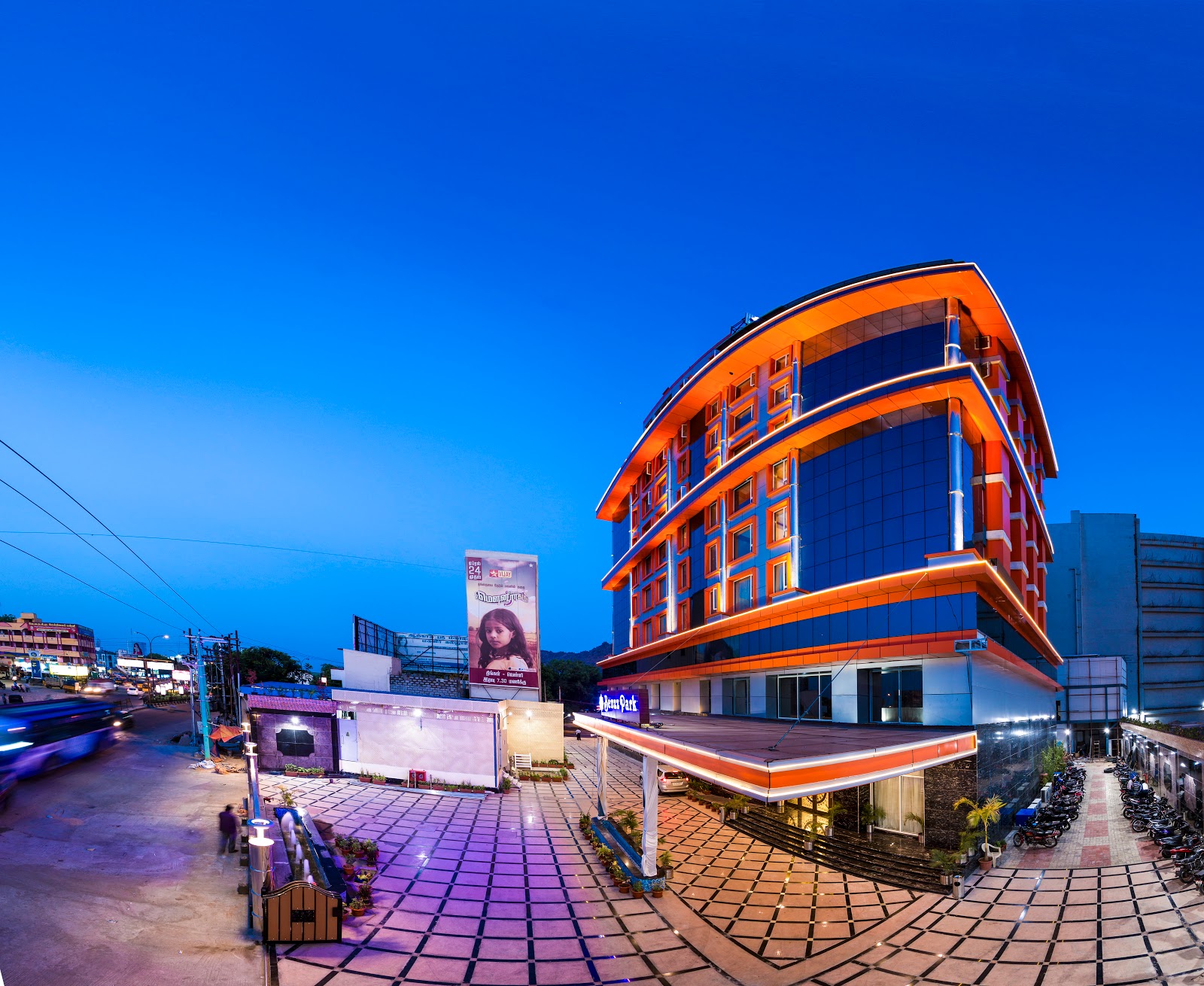 Hotel Benzz Park