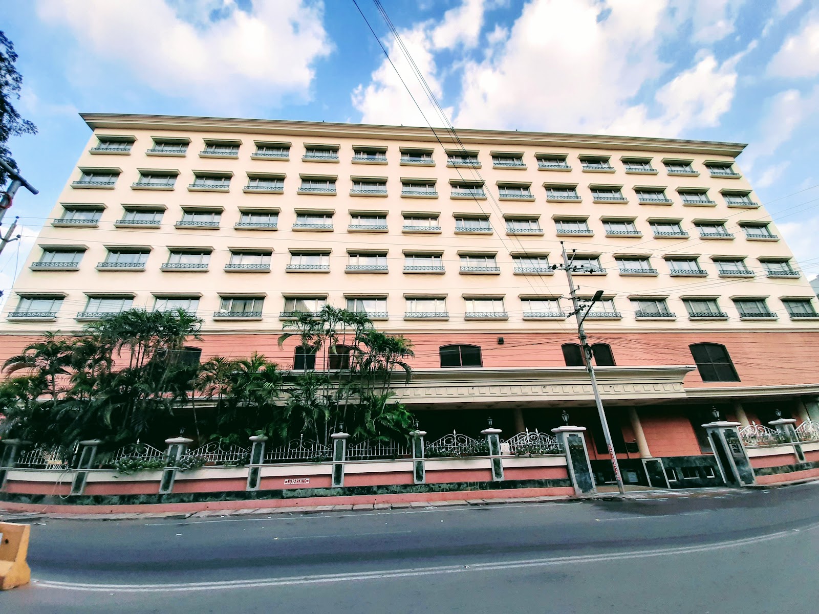 Quality Hotel DV Manor