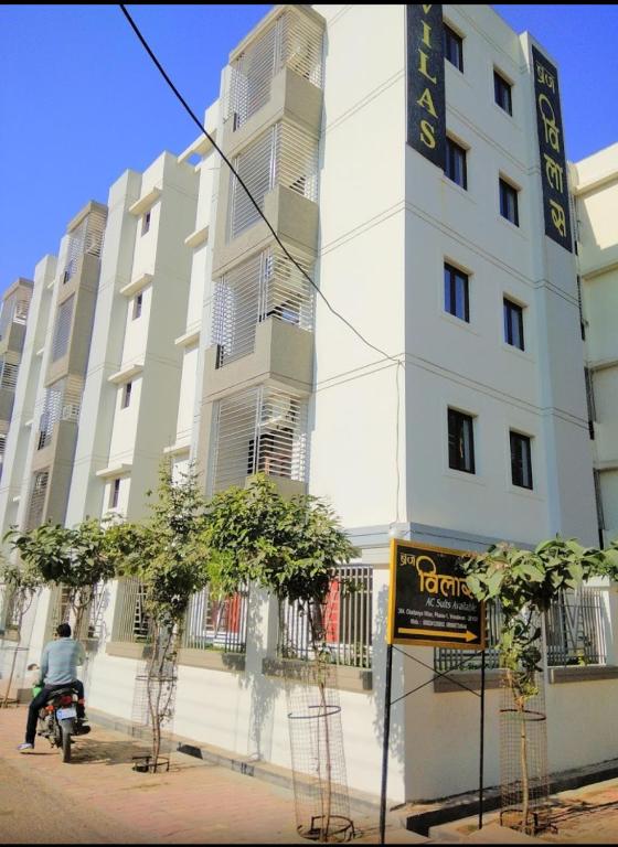 Braj Villas Family Suits