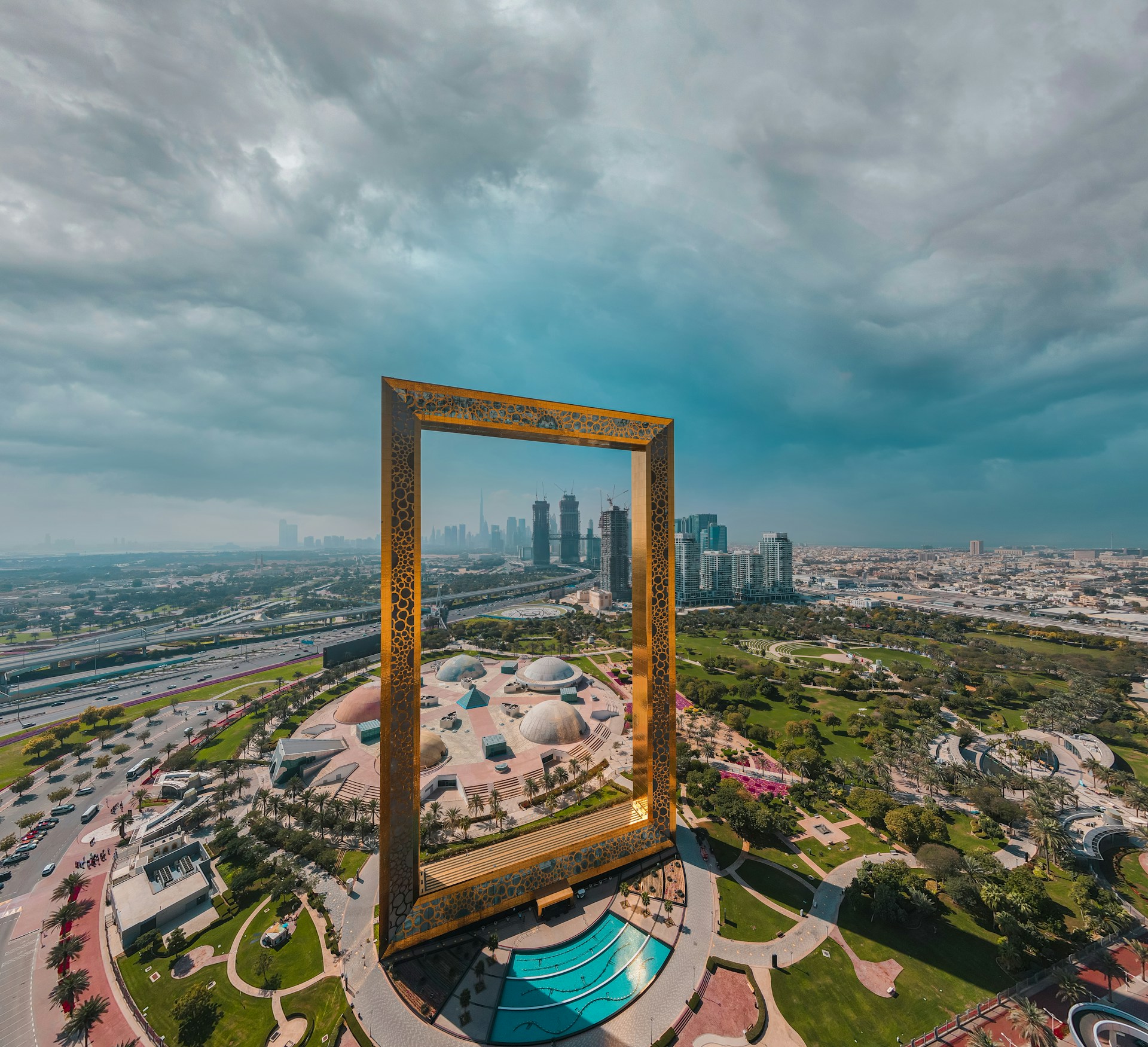 Romantic Dubai Honeymoon Tour Package 5 Days & 4 Nights