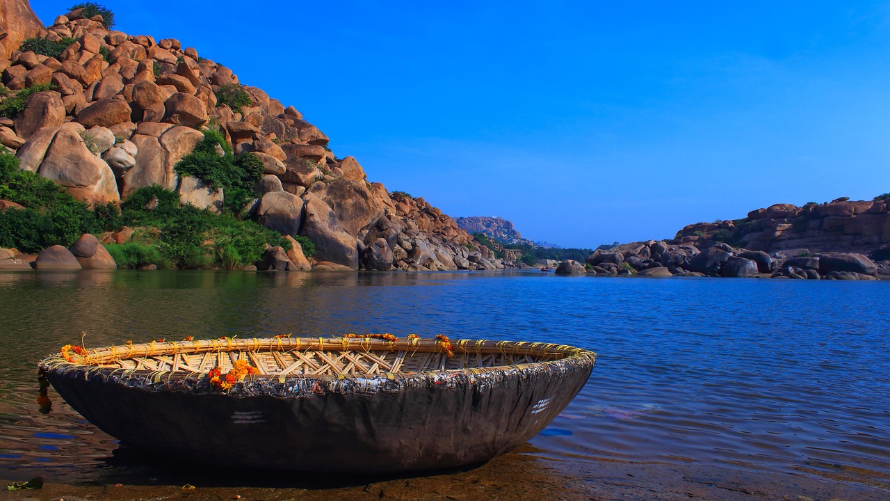 Hampi Tour Package For 2 Night 3 Days